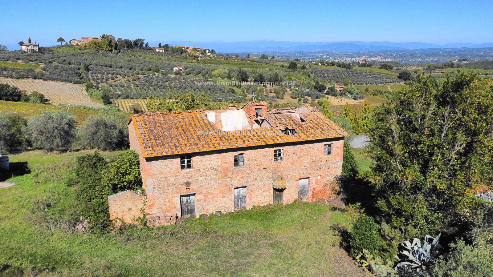   in <br/> sale a Gambassi Terme